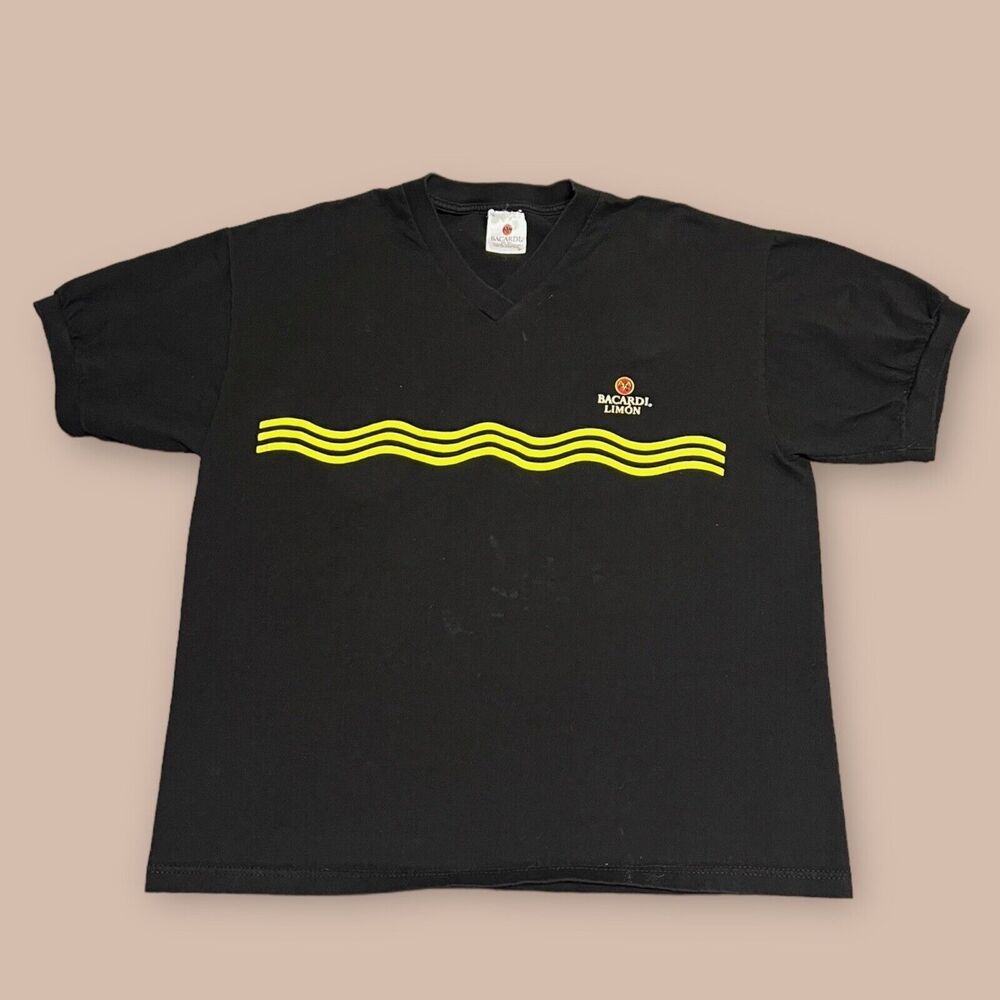 Vintage Bacardi Limón Graphic Men’s V-Neck T-Shirt Size Large